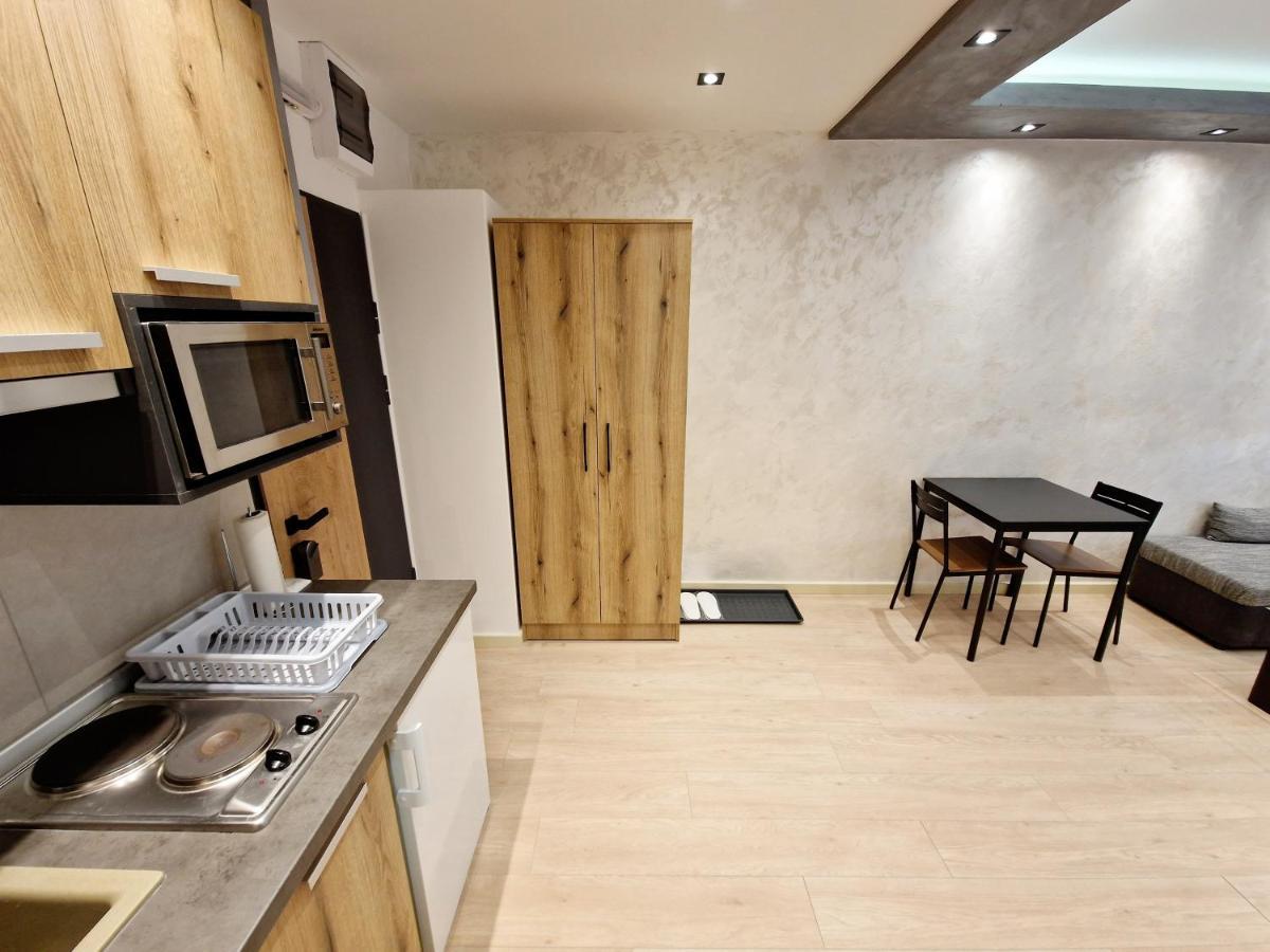 Apartmani Paku Bělehrad Exteriér fotografie