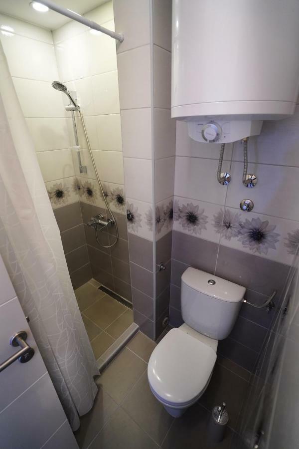 Apartmani Paku Bělehrad Exteriér fotografie